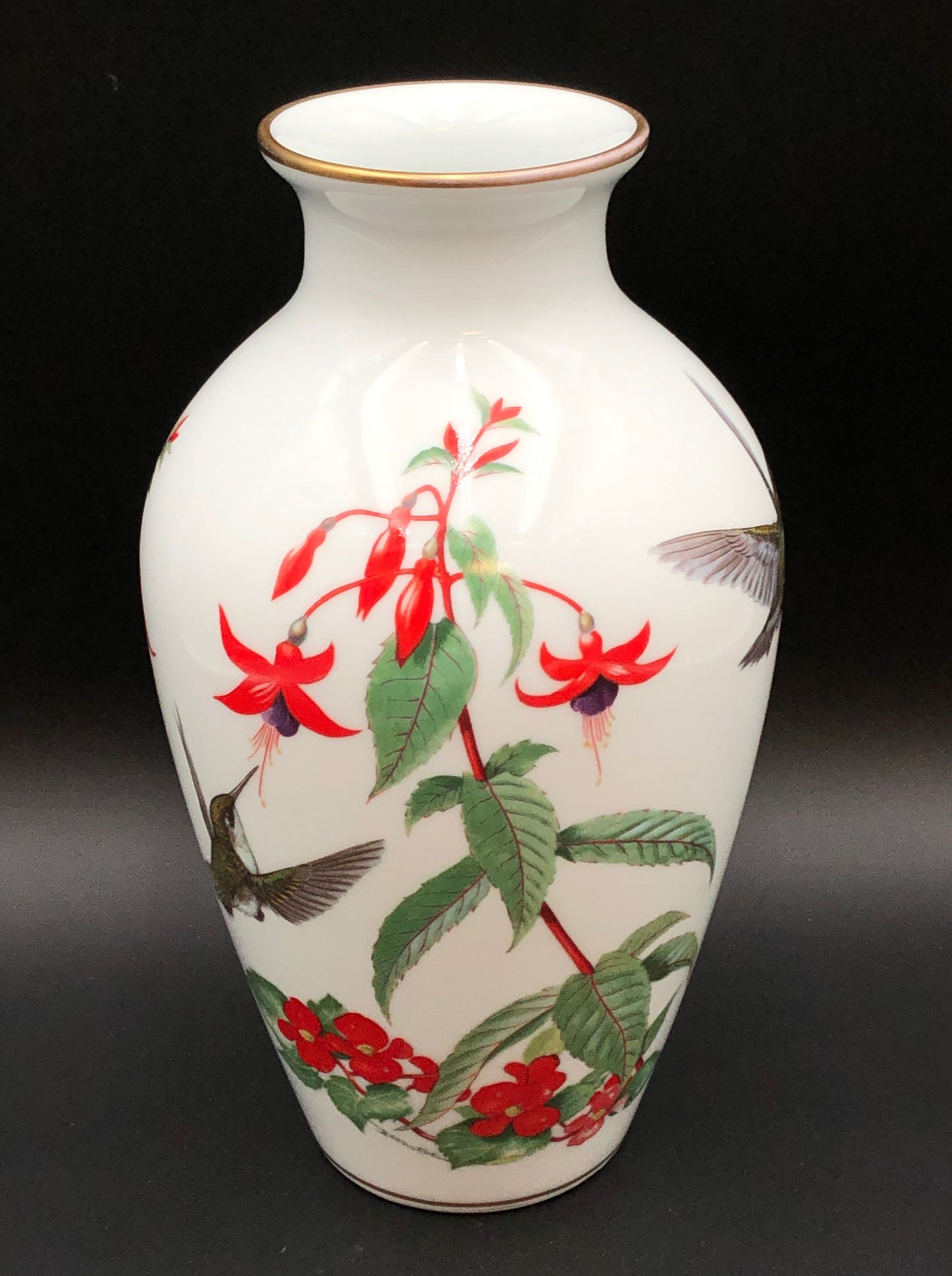 "The Garden Bird Vase" By Basil Ede - Franklin Porcelain 1981 Limited Edition