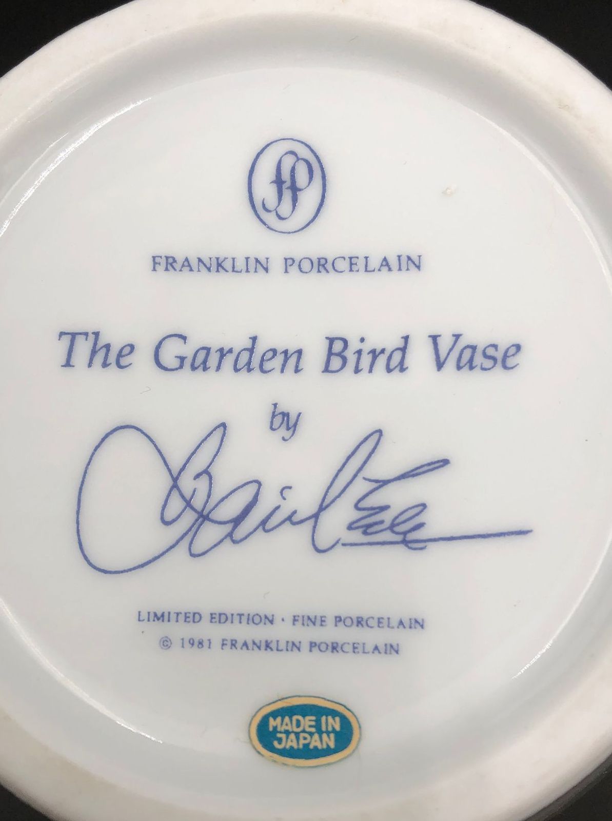 "The Garden Bird Vase" By Basil Ede - Franklin Porcelain 1981 Limited Edition