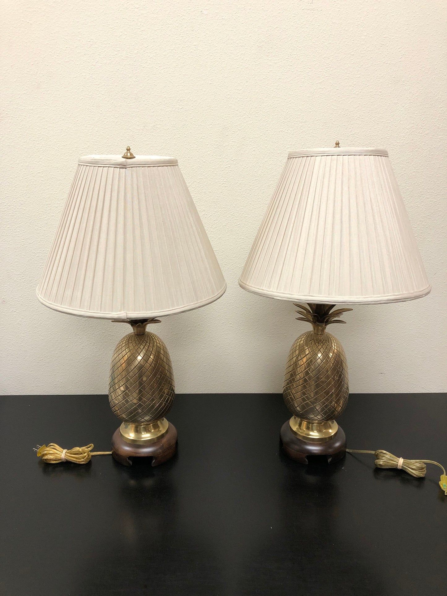 Fredrick Cooper Bohemian Brass Interior Pineapple Lamp Set